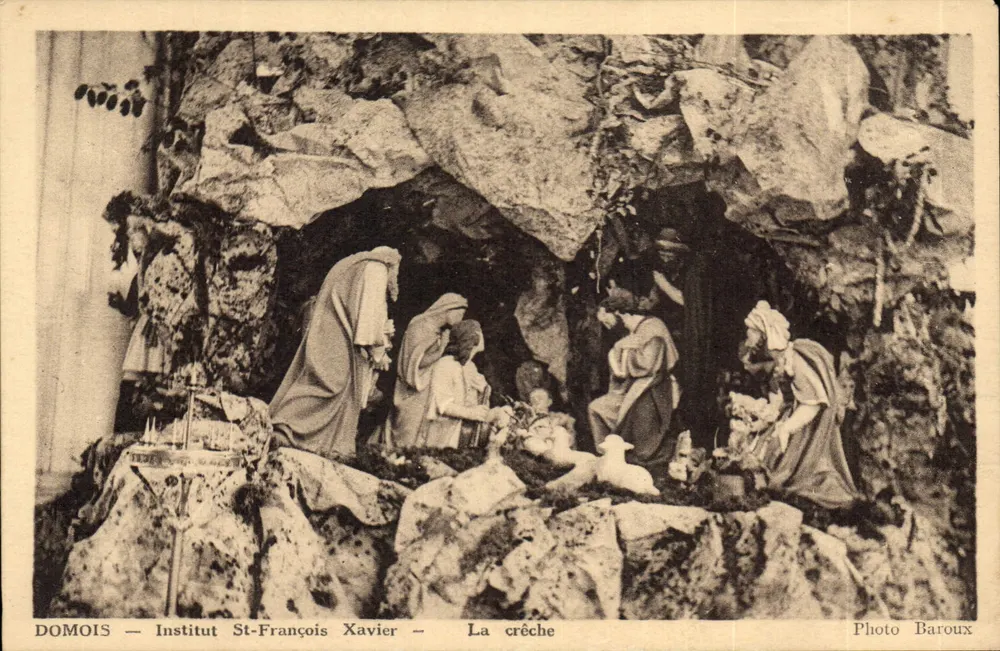 Domois — Institut St-François Xavier — Die Krippe — Photo Barouxs - Vorderseite