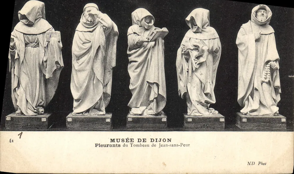 Pleurants des Grabes von Jean-sans-Peur — Musée de Dijon — ND Phot - Vorderseite