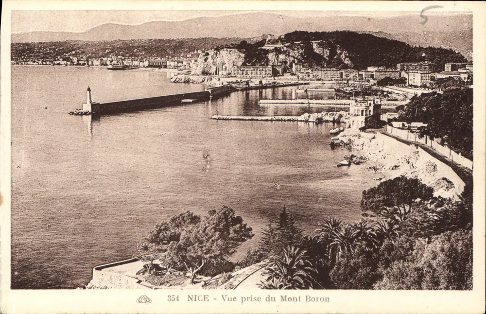 NICE - Uitzicht genomen vanaf de Mont Boron — n° 354 — uitgever C° Abractienne des Arts Photomécaniques, Strasbourg - Voorkant