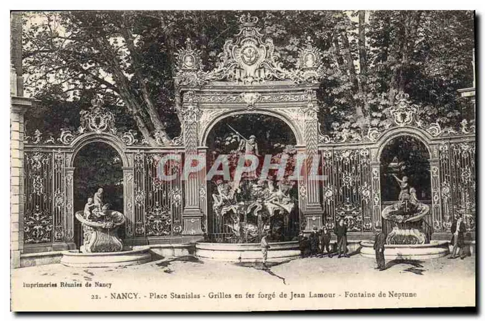 NANCY - Place Stanislas - Eisenwerk-Gitter von Jean Lamour - Fontaine de Neptune - Vorderseite