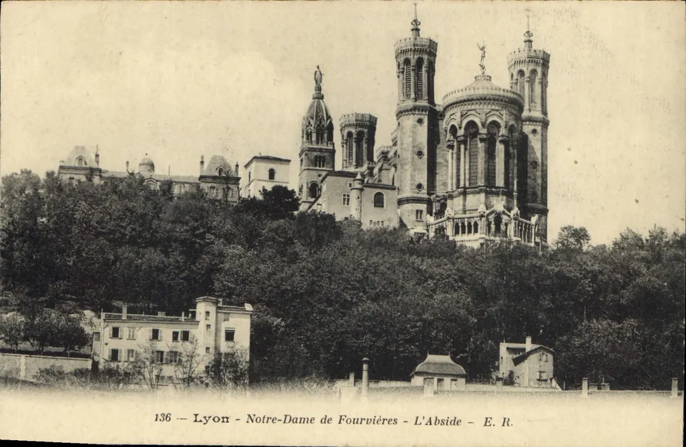 Lyon - Nossa Senhora de Fourvières - A Abside - E. R. - n° 136 - Frente
