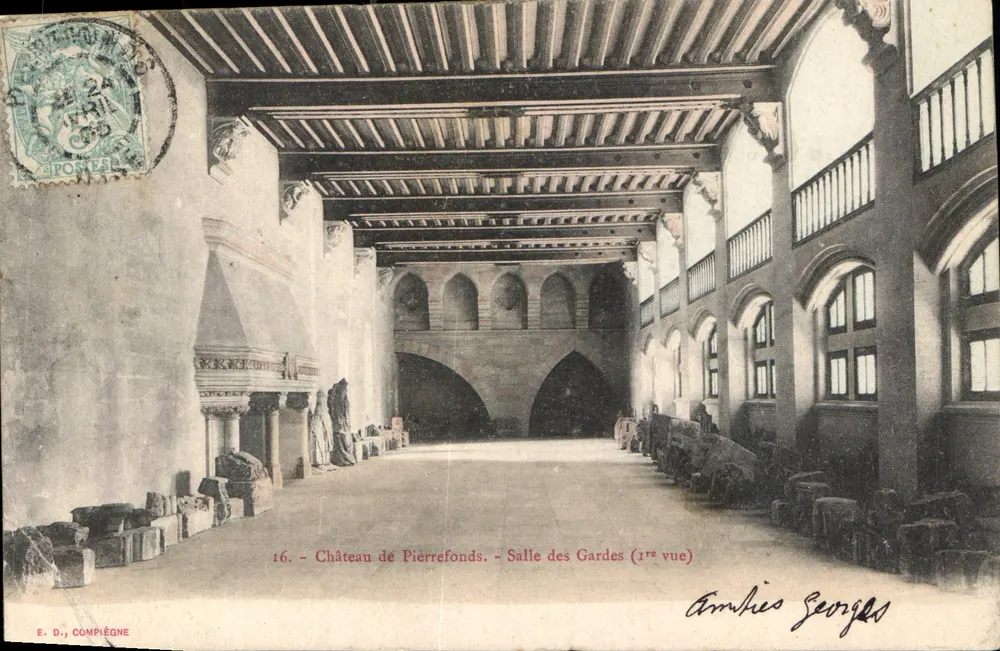 Schloss Pierrefonds - Wachzimmer (1. Ansicht) — E. D., Compiègne - Vorderseite
