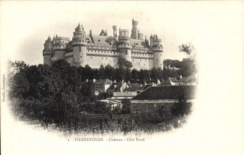Pierrefonds — Castelo — Lado Norte — Doelle, Compiegne - Frente