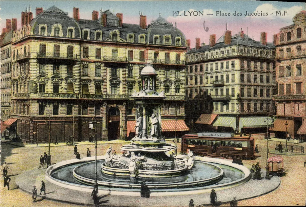 LYON — Praça dos Jacobinos — M.F. - Frente