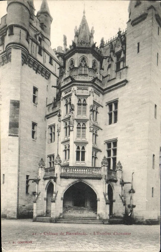 Zamek Pierrefonds — Schody honorowe — F. D. COMPIÈGNE - Awers