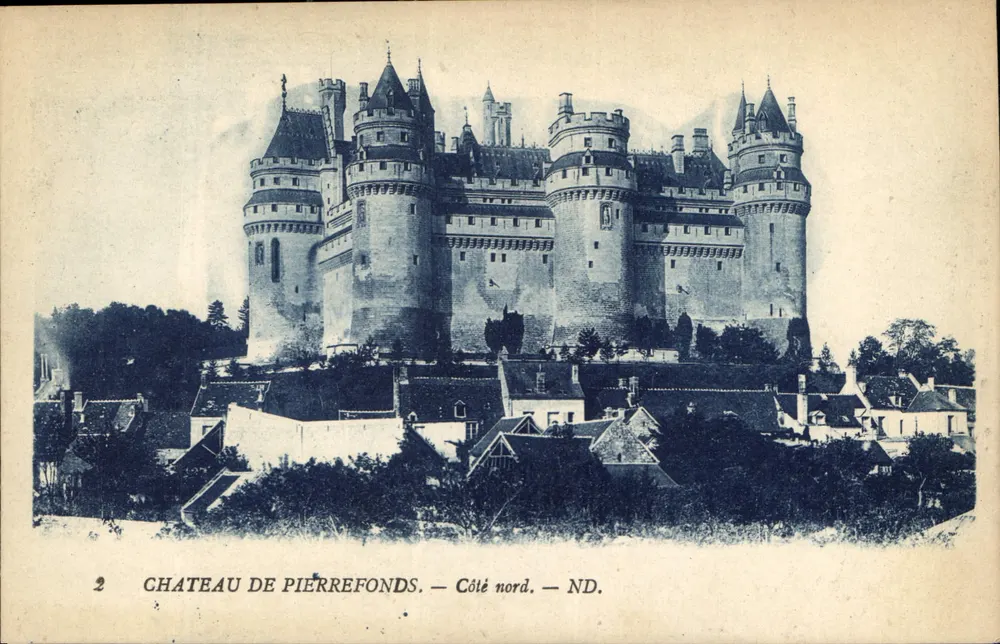 Castelo de Pierrefonds — Lado norte — ND. - Frente