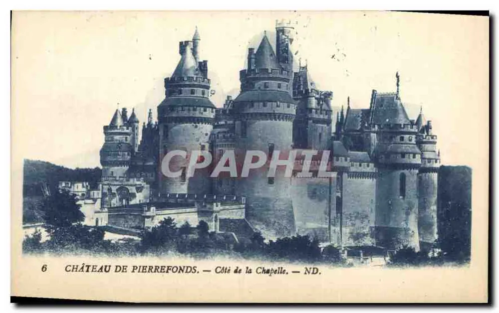 Castelo de Pierrefonds — Lado da Capela — ND. - Frente