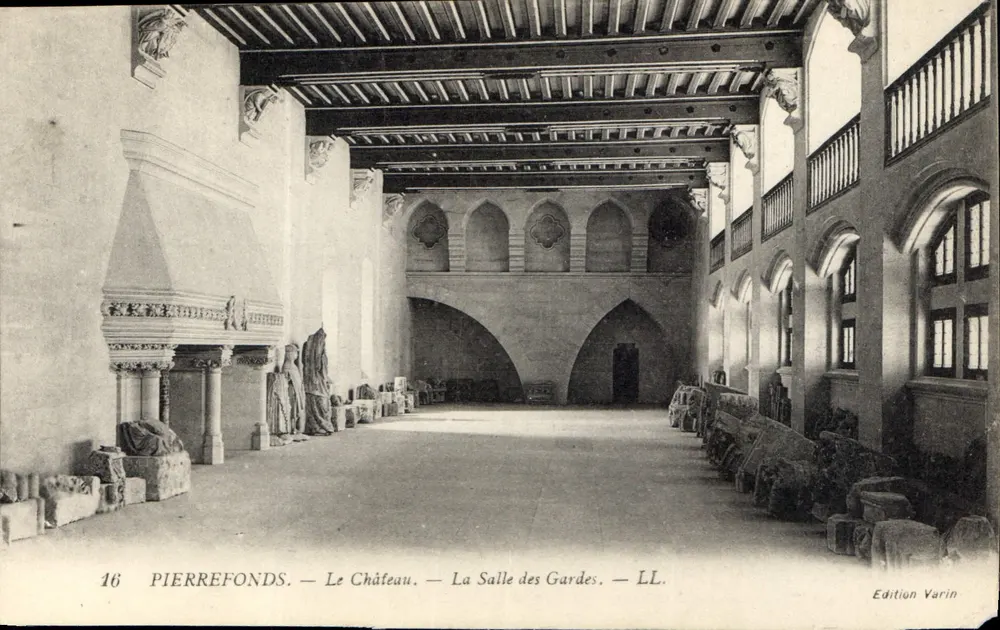 Pierrefonds — Das Schloss — Die Wachstube — Edition Varin - Vorderseite