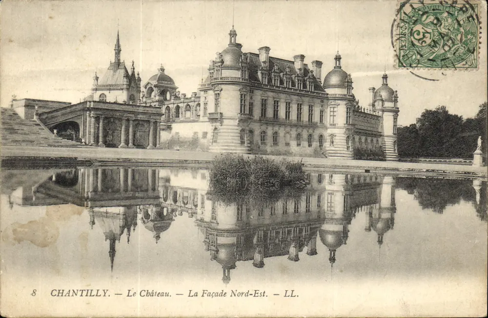 Chantilly — O Castelo — A Fachada Nordeste — LL. - Frente
