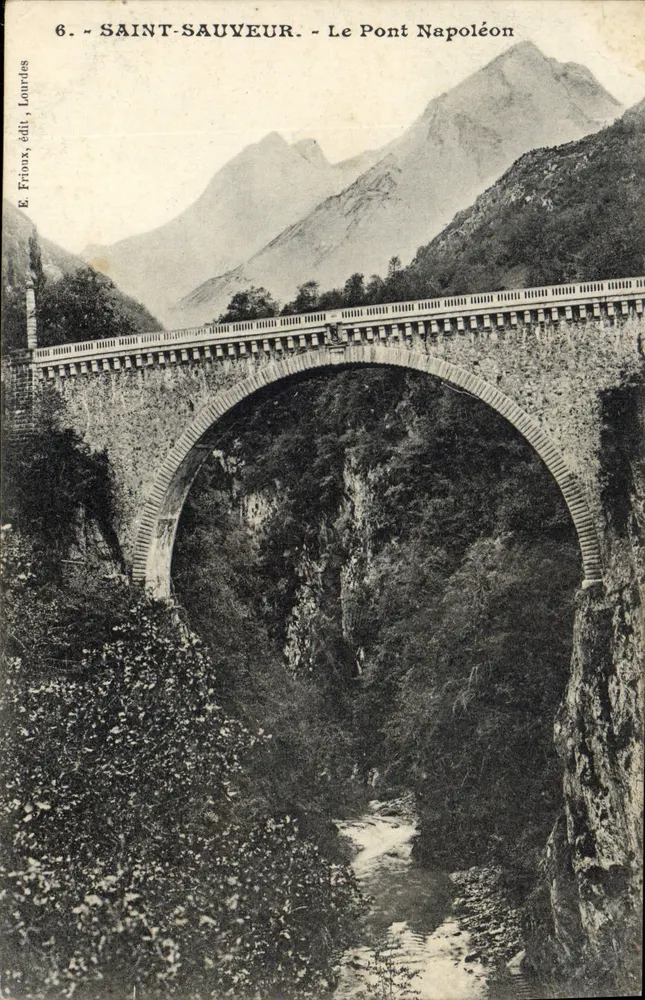 Saint-Sauveur - O Ponte Napoléon — E. Frioux, editor, Lourdes - Frente