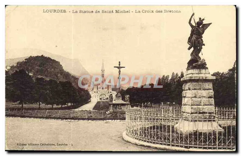 LOURDES - Ansicht der Statue des hl. Michael - Die Kreuz der Bretonen — Verlag Alliance Catholique, Lourdes - n°5 - Vorderseite