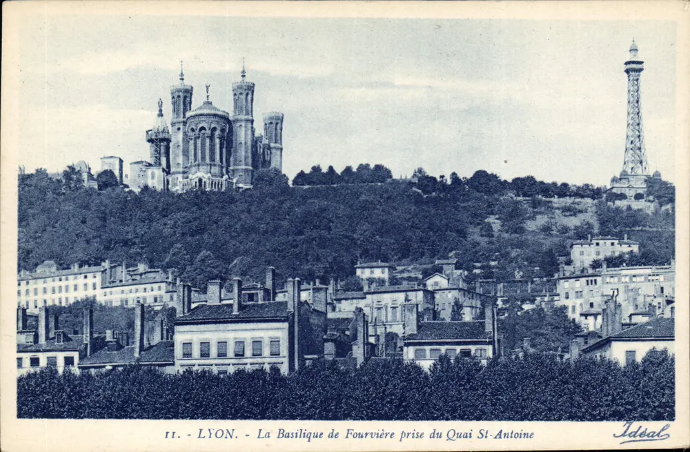 LYON - Die Basilika Fourvière aus dem Quai St-Antoine gesehen — Ideal - Vorderseite