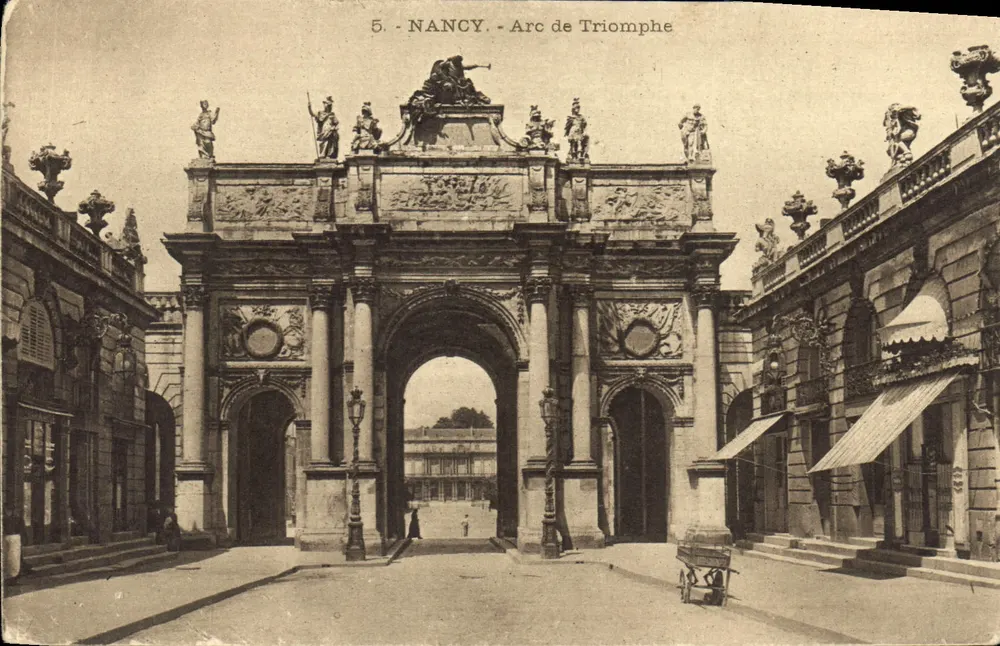 NANCY - Arc de Triomphe — éditeur non identifié, n° de série 5 - Frente