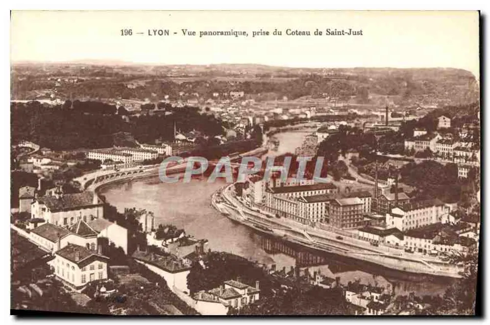 LYON — Panoramablick, aufgenommen vom Coteau de Saint-Just - Vorderseite