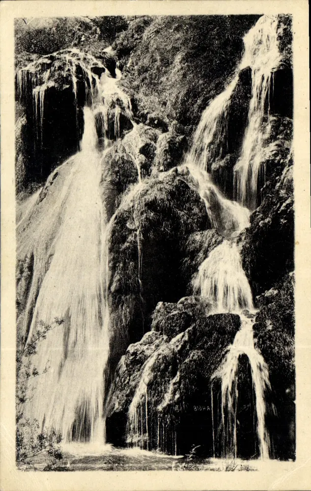 Cachoeira de Boucha — Editor: Art Postale — Número de série: 804 - Frente