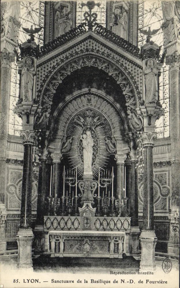 LYON — Sanctuarium der Basilika Notre-Dame de Fourvière — Reproduktion verboten - Vorderseite