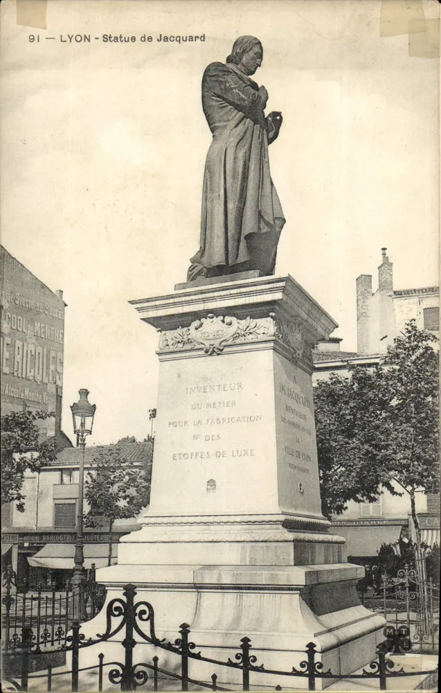 LYON - Estátua de Jacquard — Inventor da máquina de tecer para fabricação de tecidos de luxo — editor não identificado, número de série 91 - Frente