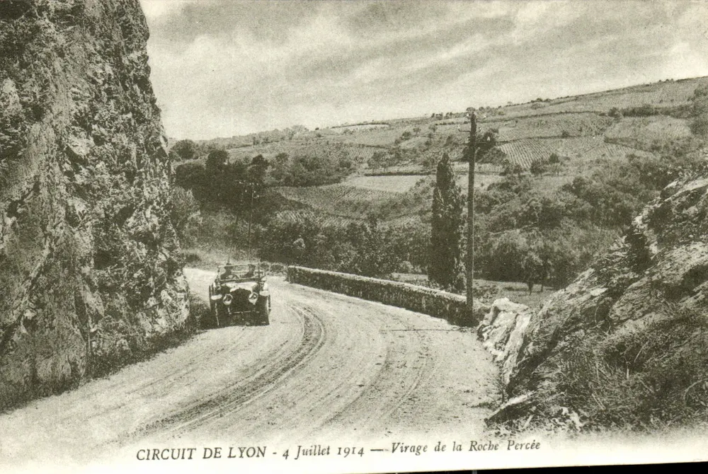 Circuito de Lyon — Curva de La Roche Percée — el automovilista, París - Anverso