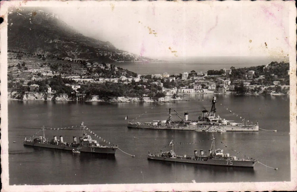 Villefranche-sur-Mer — Der Hafenblick vom Cap d’Ail — Edition Grinard - Vorderseite