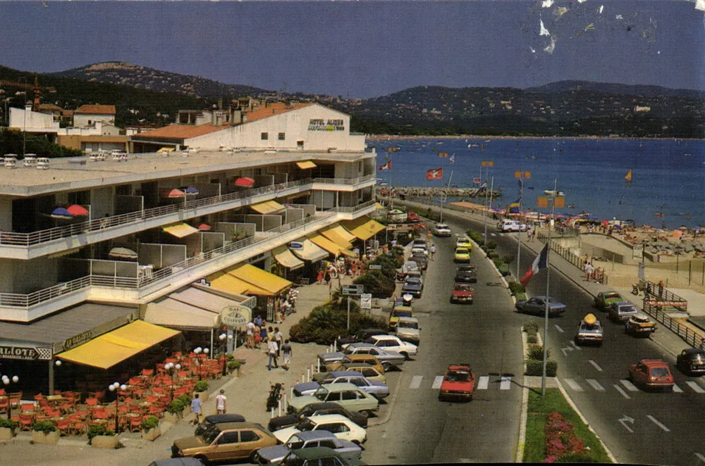 Cavalaire - Die Promenade — Licht und Schönheit der Côte d'Azur — Les Éditions Bandol - Vorderseite