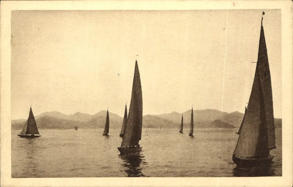 Voile sur un lac — montagnes en arrière-plan — éditeur non identifié - Frente
