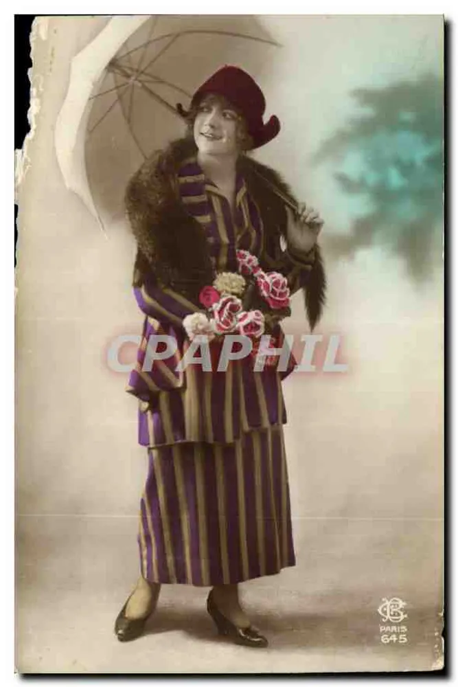 Mulher vestindo um traje listrado segurando um guarda-chuva e um buquê — Paris 645 — editor C. Paris - Frente