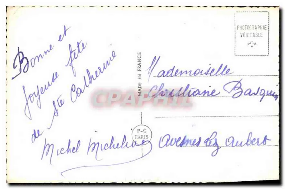 Mulher jovem sorridente — decoração de rosas — CP CATHERINE n°6809 - Verso