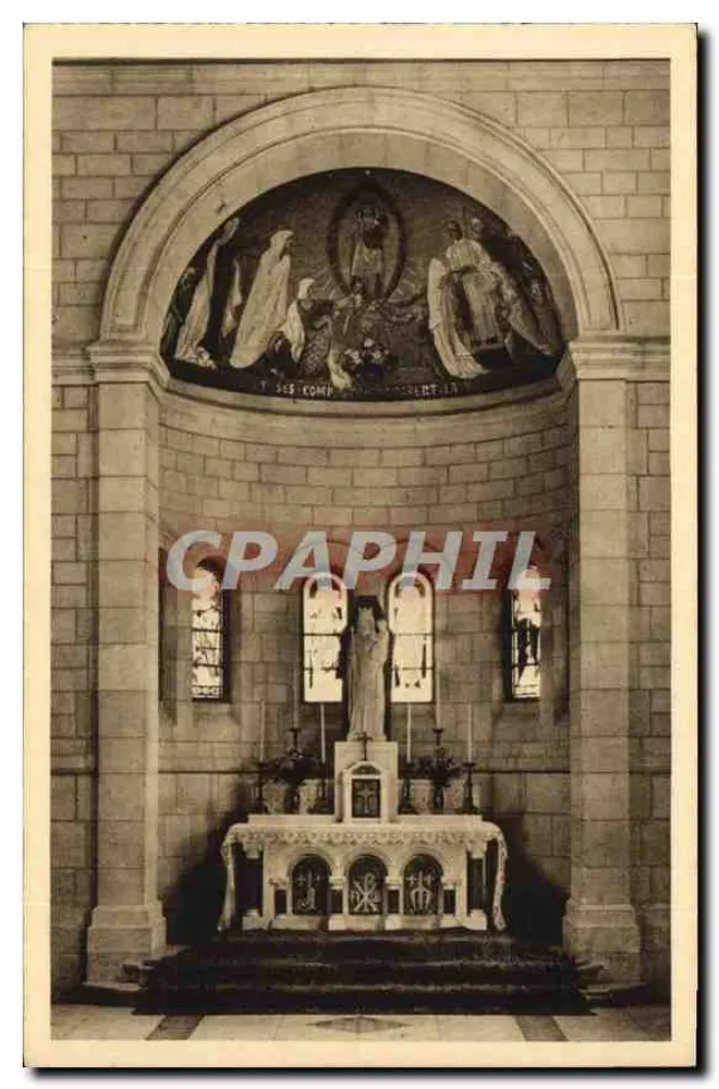 Altar und Mosaik der Jungfrau von Bérmont — Nationalbasilika von Bois-Chenu, Domrémy - Vorderseite