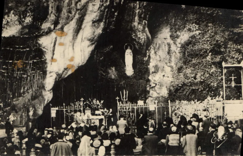 Lourdes — Jaskinia — Élécé - Awers
