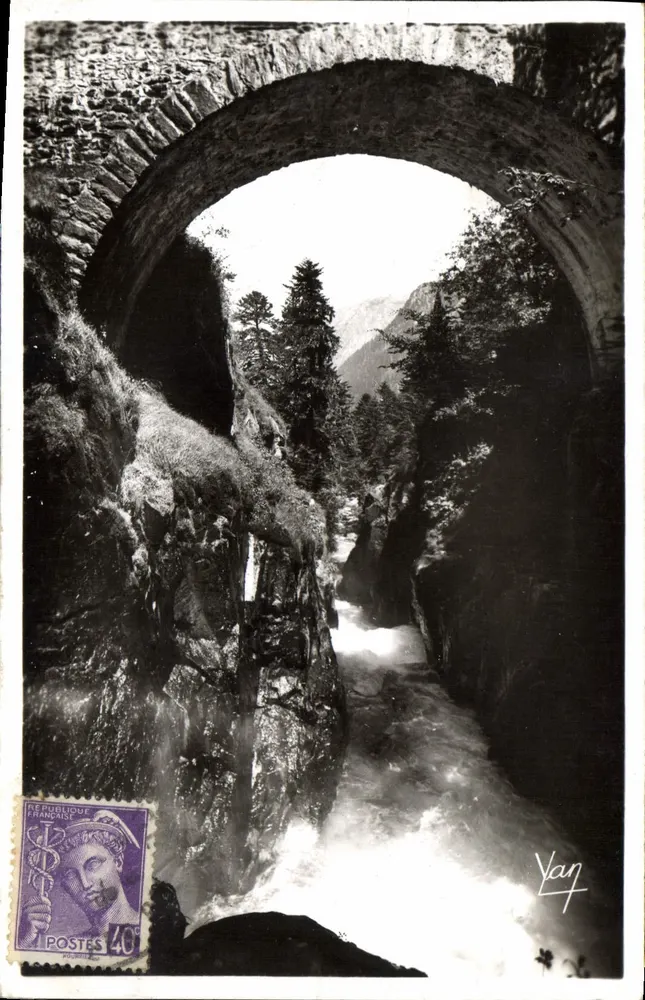 Cauterets - Pont d'Espagne (alt. 1500 m.) — Edição Photo Ouvrault - Lourdes, n° 425 - Frente