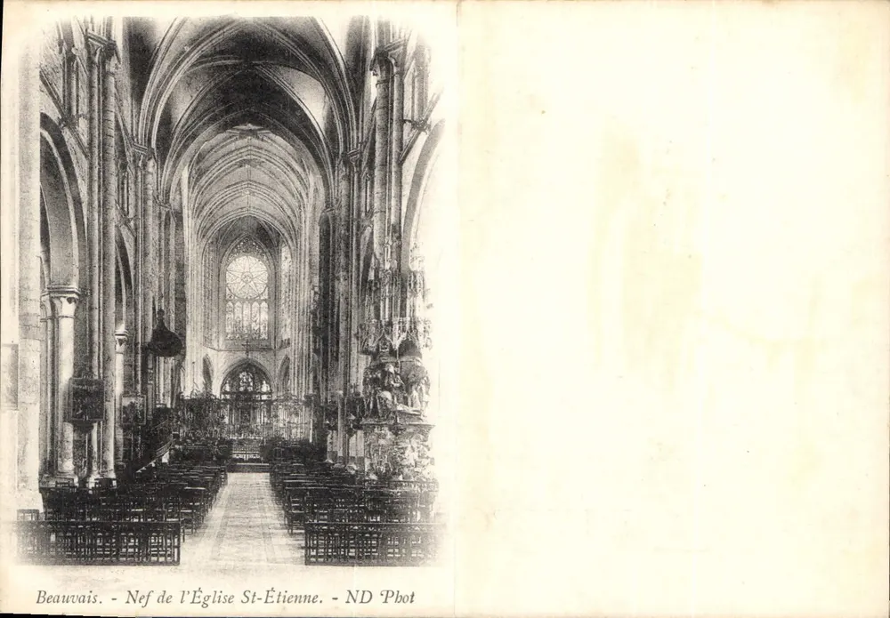 Beauvais - Nef da Igreja de São Etienne — ND Pbot - Frente