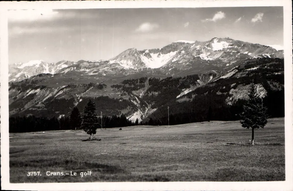 Crans—O golfe — vista do golfe com montanhas nevadas — Sociedade Gráfica Neuchâtel, n° 3757 - Frente