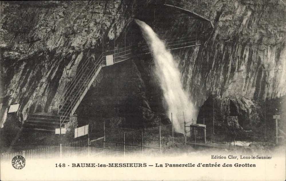 Baume-les-Messieurs — Die Eingangshängebrücke zu den Höhlen — Edition Cler, Lons-le-Saunier, n°148 - Vorderseite
