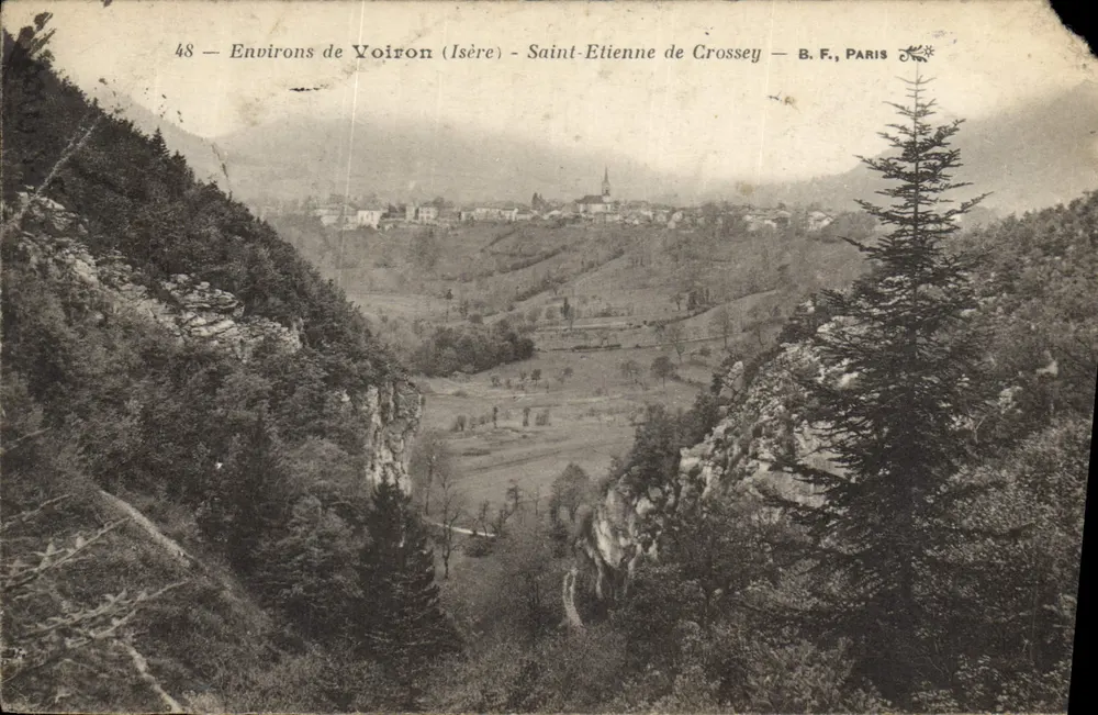 Environs de Voiron (Isère) — Saint-Etienne de Crossey — B. F., Paris - Recto