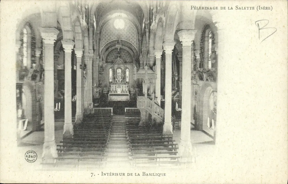Innenansicht der Basilika — Pilgerung von La Salette (Isère) — A.B.&Ct. Marcey - Vorderseite