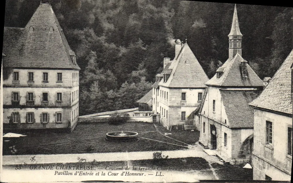 Grande Chartreuse — Eingangspavillon und Ehrenhof — LL - Vorderseite