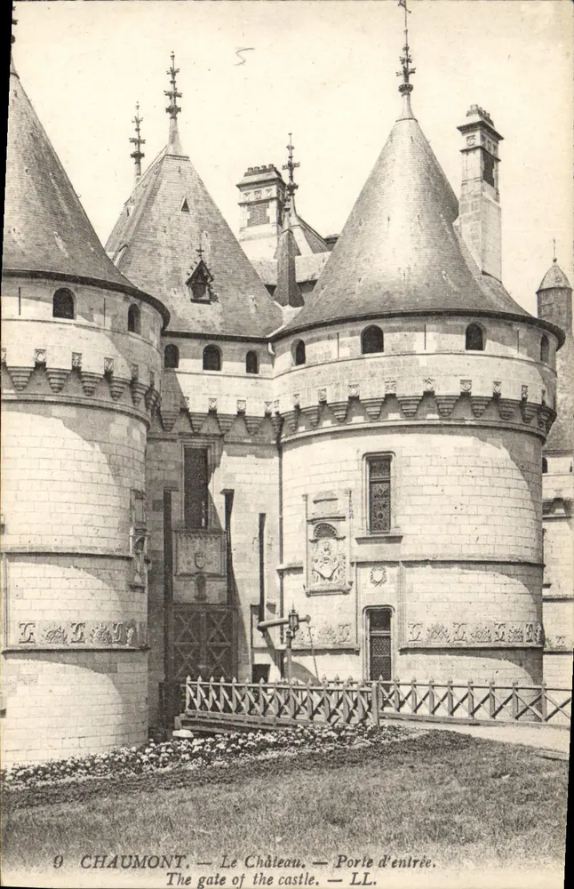 Chaumont — O Castelo — Porta de entrada — LL - Frente