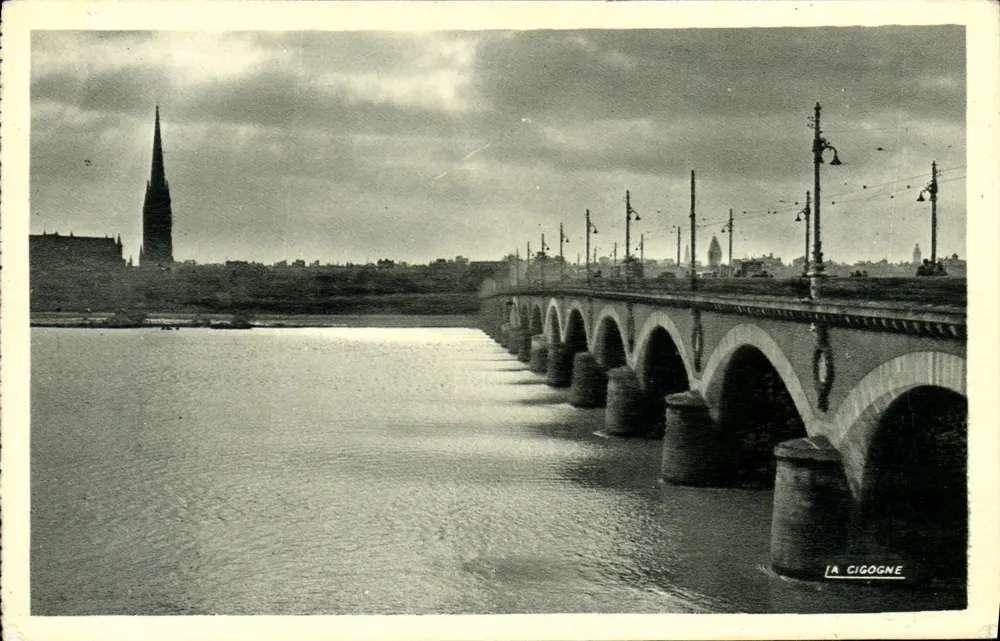 Bordeaux — Die Storch und die Steinbrücke — Édition La Cigogne, 32, rue Saint-Dijon - Bordeaux - Vorderseite