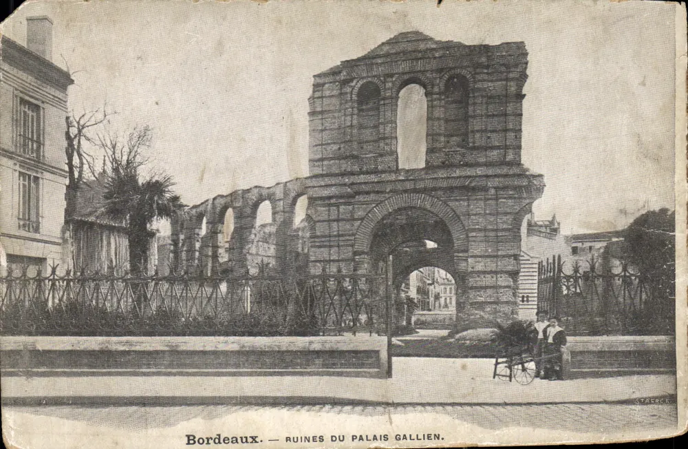 Bordeaux — Ruínas do Palácio Gallien — Stareck - Frente