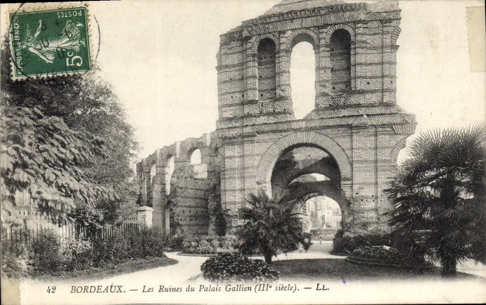 Bordeaux — Die Ruinen des Palais Gallien (3. Jahrhundert) — LL - Vorderseite
