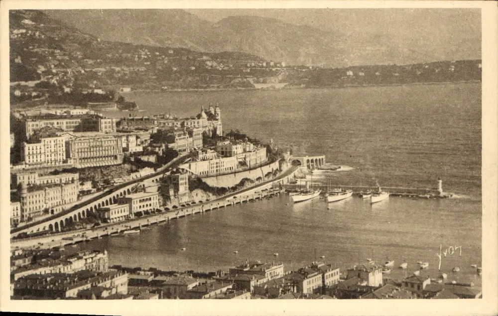 Monte-Carlo — Vista geral — La Douce France, n°477 - Frente