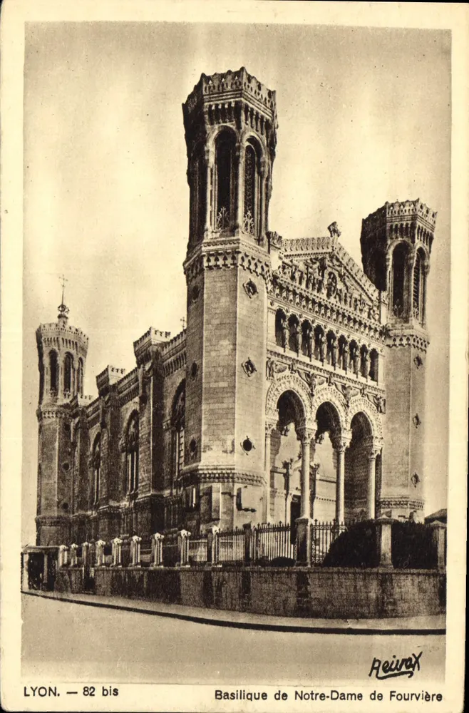 Basílica de Nossa Senhora de Fourvière — Lyon — 82 bis — Reirox - Frente