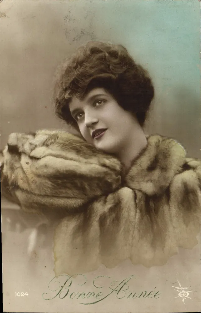 Jovem mulher em pele — Boa Ano — Ed. C. R. 1024 - Frente