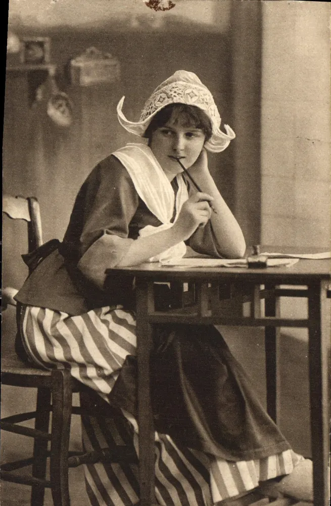 Jovem mulher em traje holandês — pose estudiosa — n° 1855 - Frente