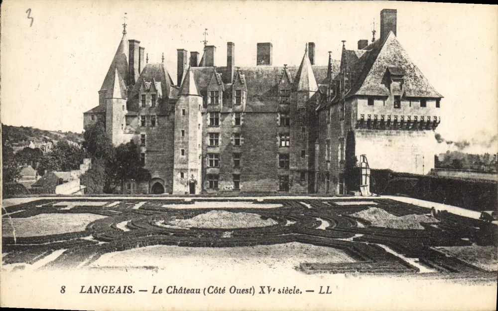 Langeais — Ansicht des Schlosses (Westseite) 15. Jahrhundert — LL - Vorderseite