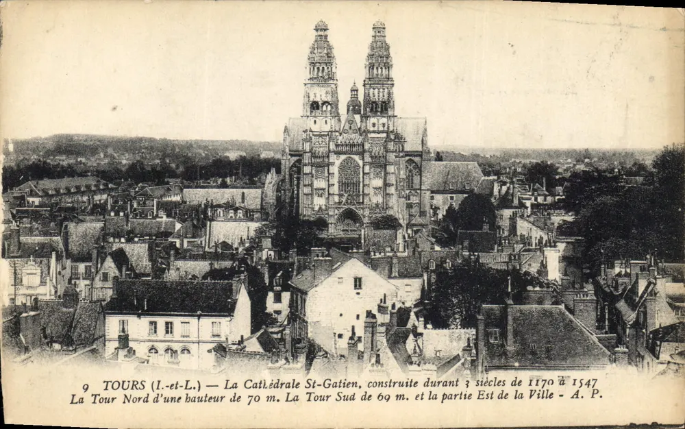 Tours (Loire-et-Loire) — Catedral de San Gatien — A.P. - Anverso