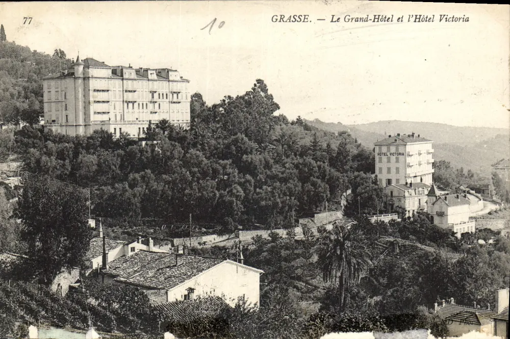 Grasse — Das Grand-Hôtel und das Hotel Victoria - Vorderseite