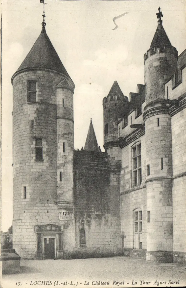 Loches (I.-et-L.) - Das Königliche Schloss - La Tour Agnès Sorel - Vorderseite
