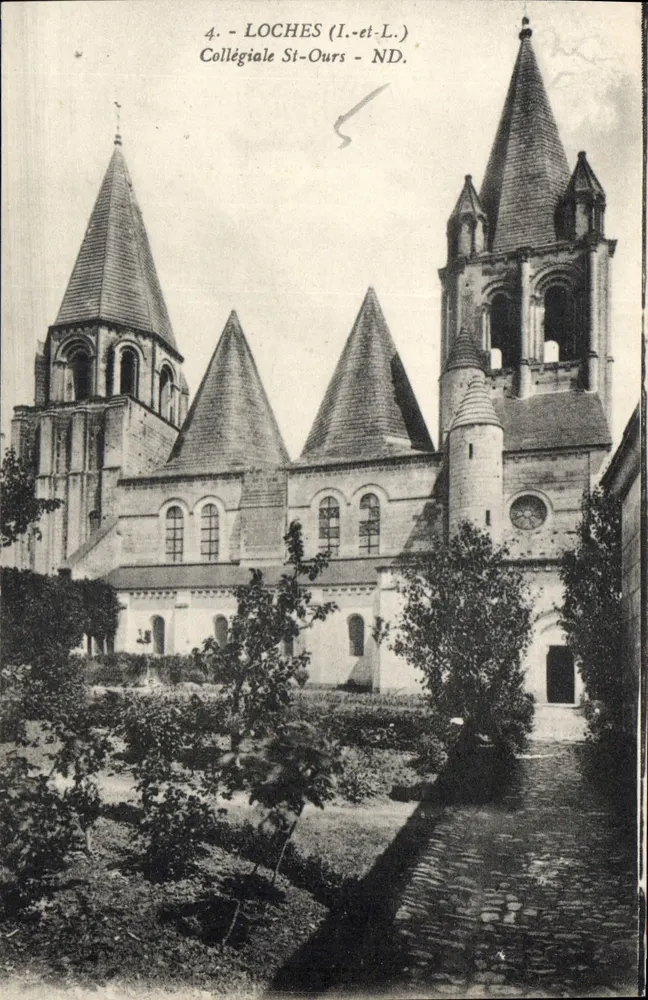 Loches (Loir-et-Cher) — Colegiata Saint-Ours - Notre-Dame — editor Lévy & Neumoulin, Paris - Frente