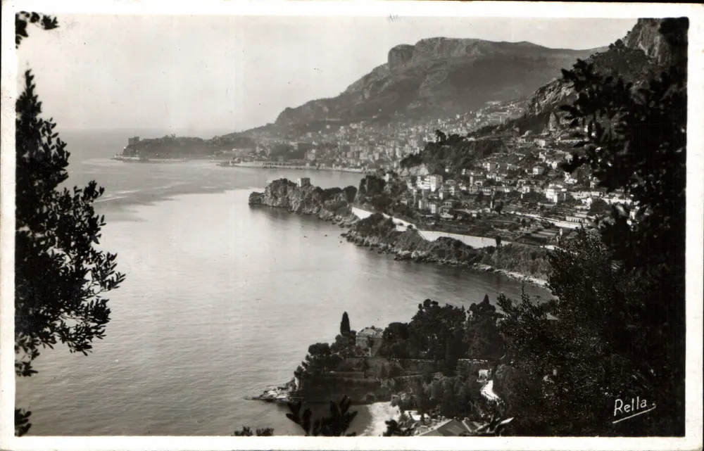 La Principauté de Monaco vue de Roquebrune — Collezione « La Côte d'Azur » — Cliché Rella - Recto